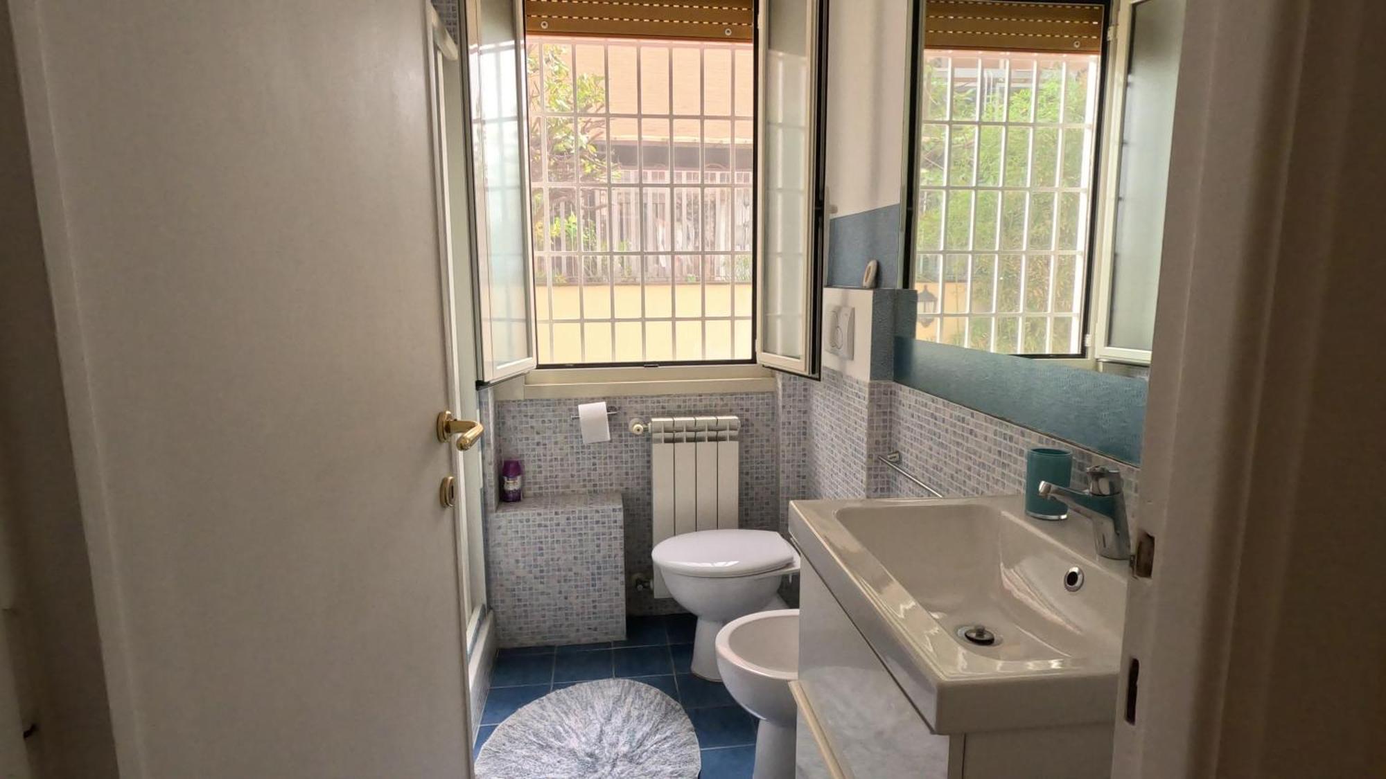 Apartment Mon-tis Paolo V - Vicino Metro Cornelia Rom